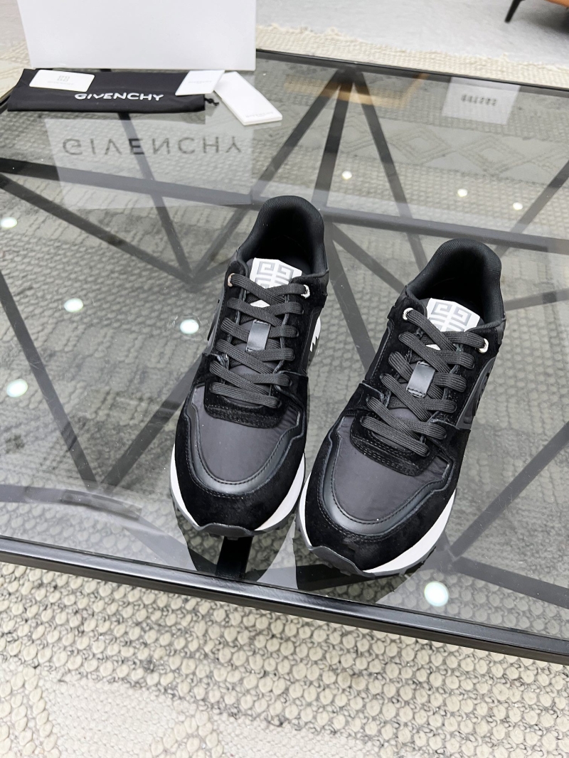 Givenchy Sneakers